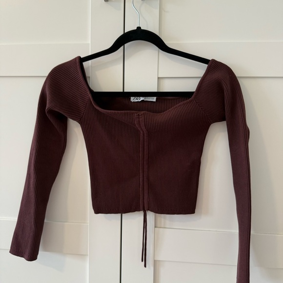 Zara Women's Burgundy Ribbed Long Sleeve Top - Picture 1 of 4